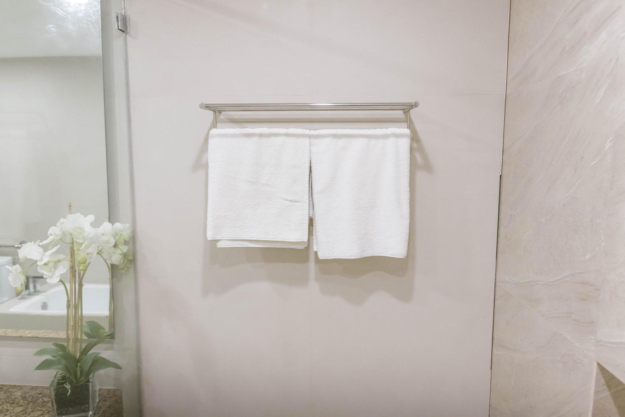 라 피에스타 호텔 일로일로 외부 사진